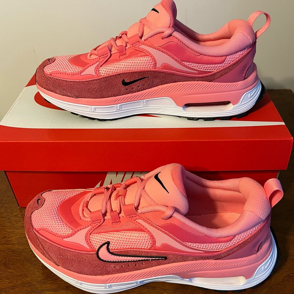 Nike Women’s Air Max Bliss